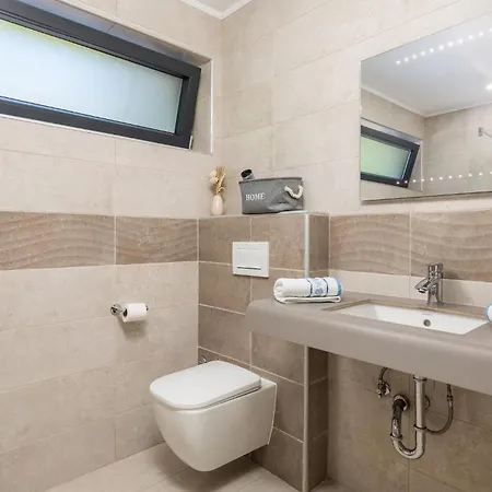 Holiday home Deavista *