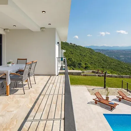 Deavista Holiday home Opatija